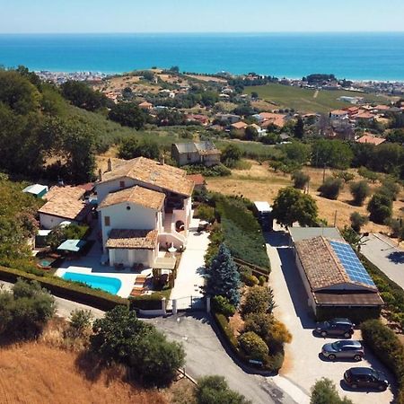 B&B Villa Floriana Tortoreto Kültér fotó