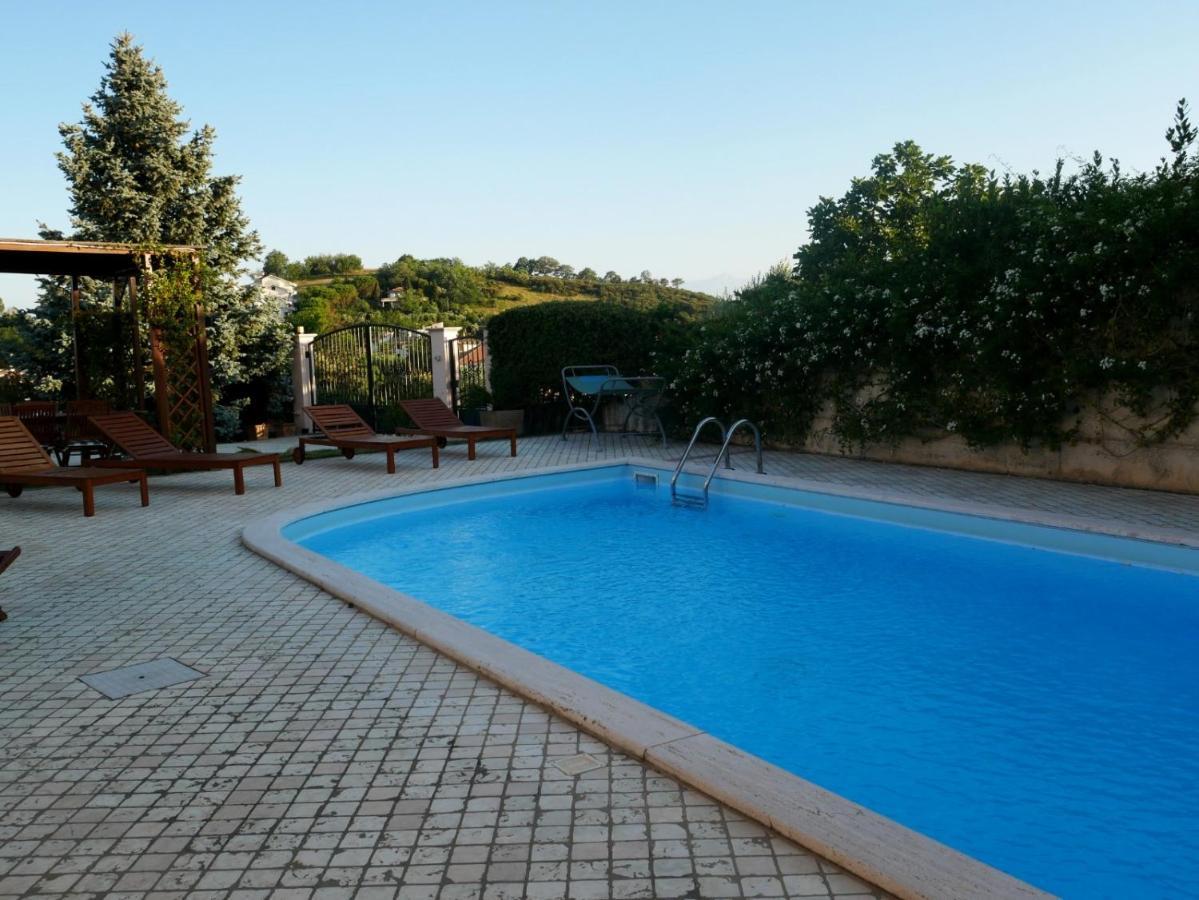 B&B Villa Floriana Tortoreto Kültér fotó