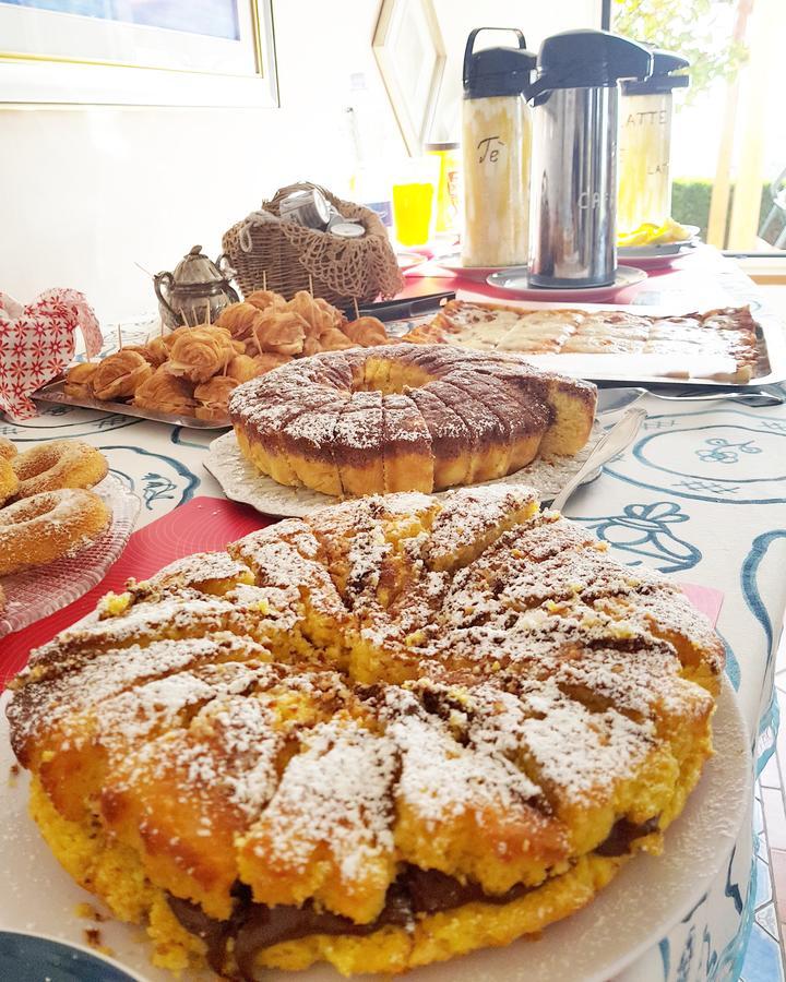B&B Villa Floriana Tortoreto Kültér fotó