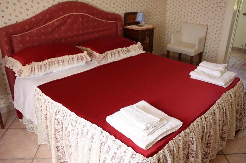 B&B Villa Floriana Tortoreto Kültér fotó