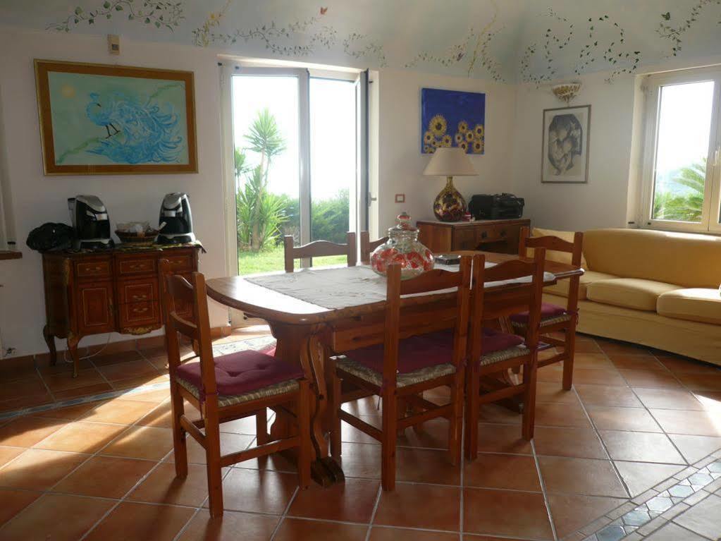 B&B Villa Floriana Tortoreto Kültér fotó